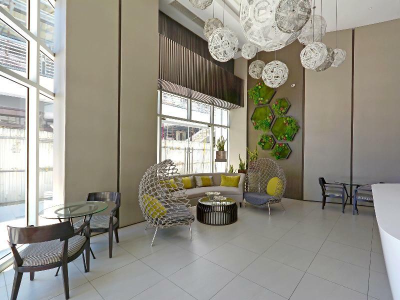 Currency Serviced Suites Pasig City Exterior foto