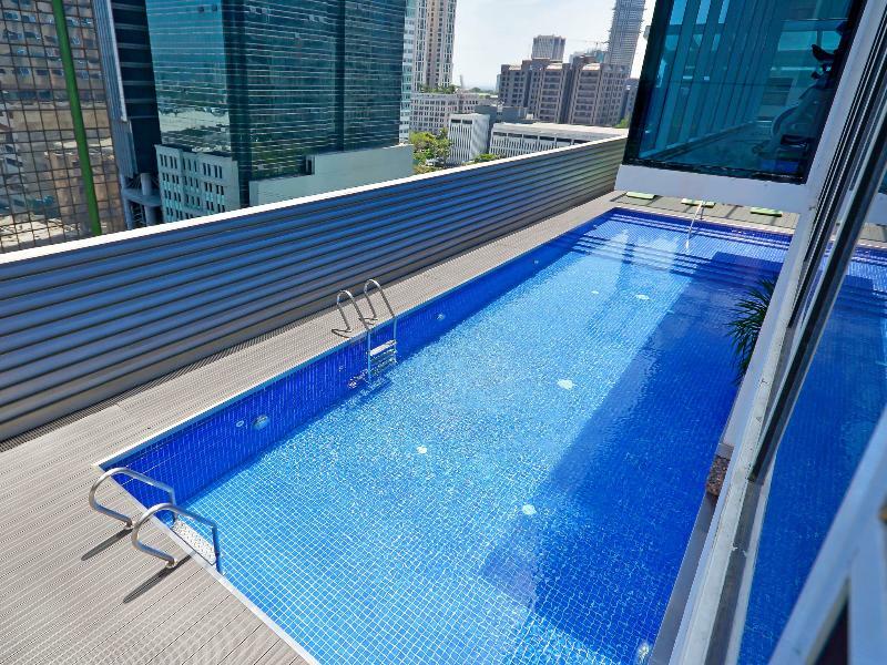 Currency Serviced Suites Pasig City Exterior foto