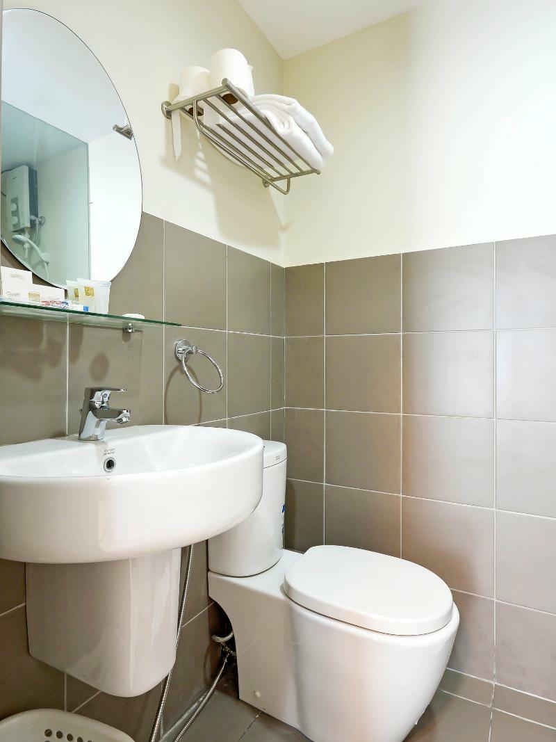 Currency Serviced Suites Pasig City Exterior foto